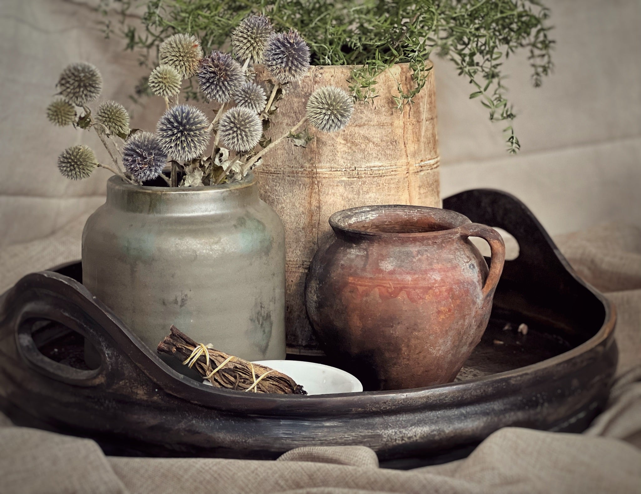 Vintage > Vases & Vessels