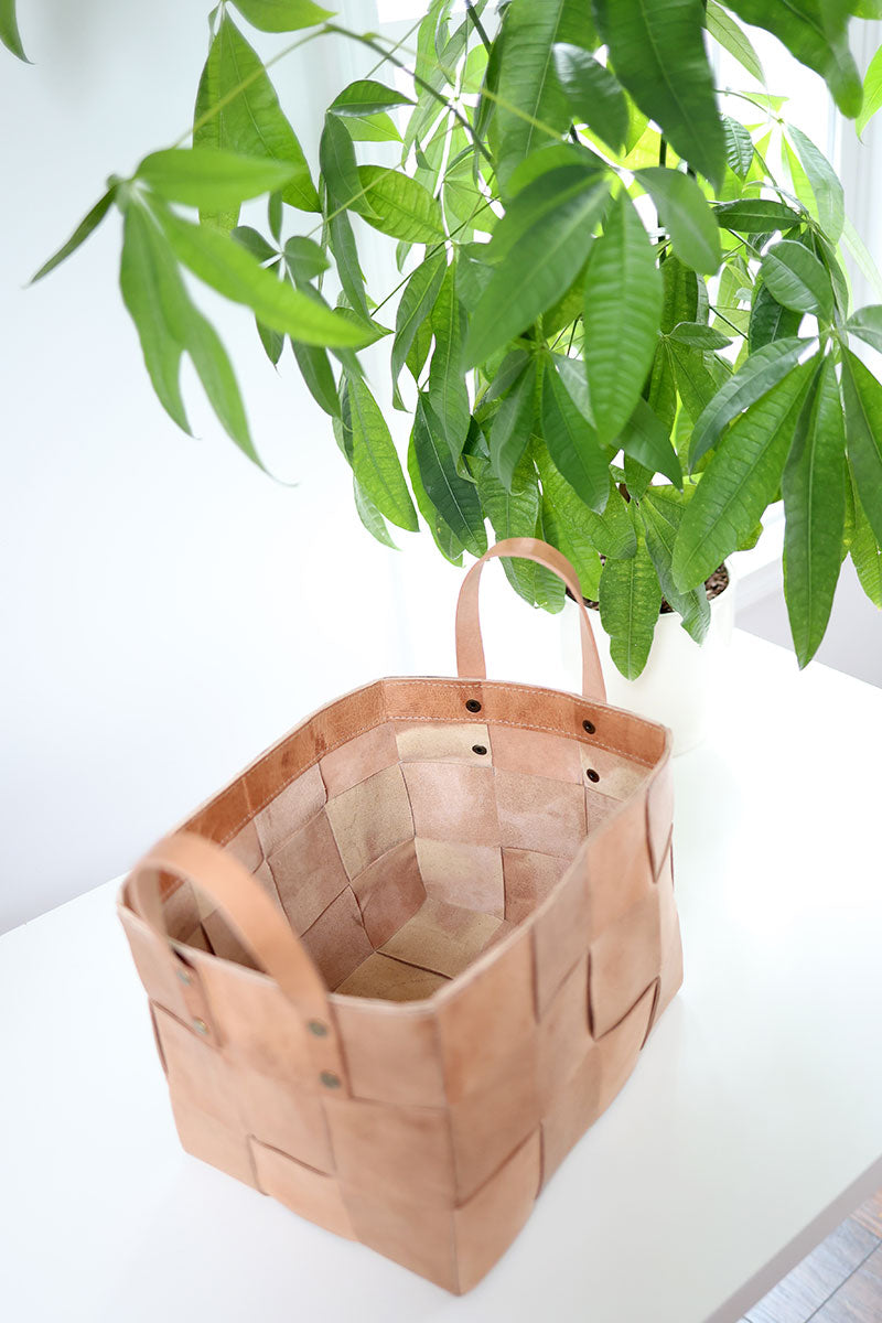 Hand-cut Abundance Basket