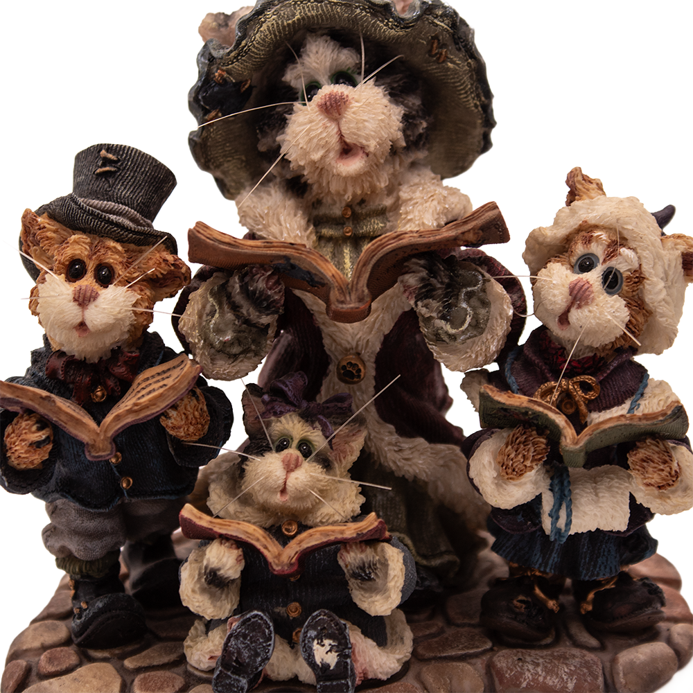 Boyds Resin Mrs. Fezziwig with Marley, Bob & Caroline Figurine – Purrstone Collection