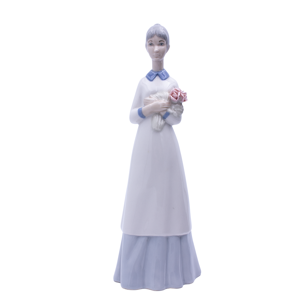 Springtime Serenity – Lladró-Style Porcelain Girl Holding Flowers