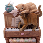 Carlton Cards Pet Tales Making Music Figurine - Wind-Up Music Box