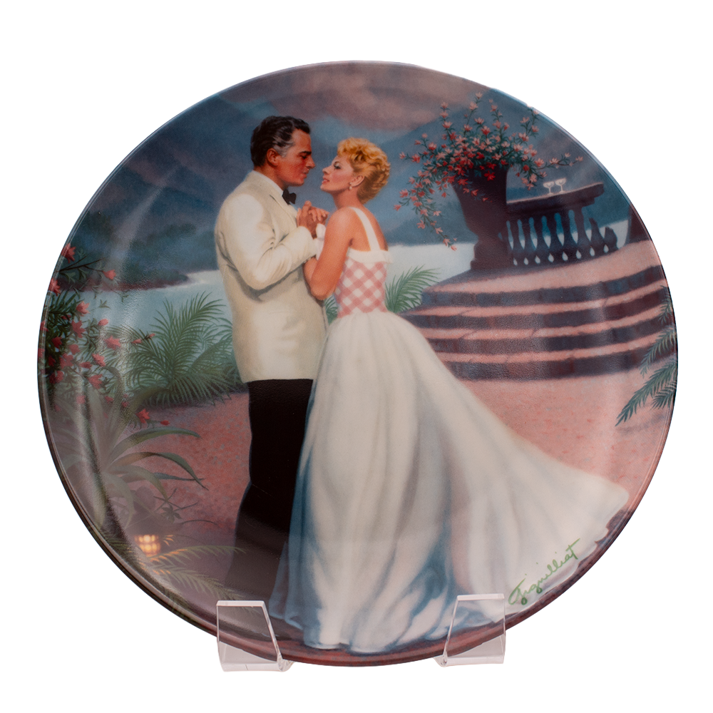 Knowles 1987 Elaine Gignilliat “Some Enchanted Evening” Plate — South Pacific