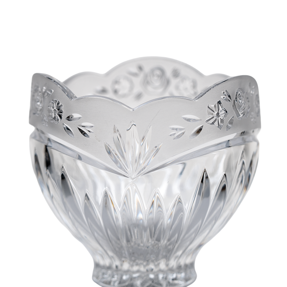 Oneida Southern Garden Lead Crystal Bowl – Frosted Floral Rim