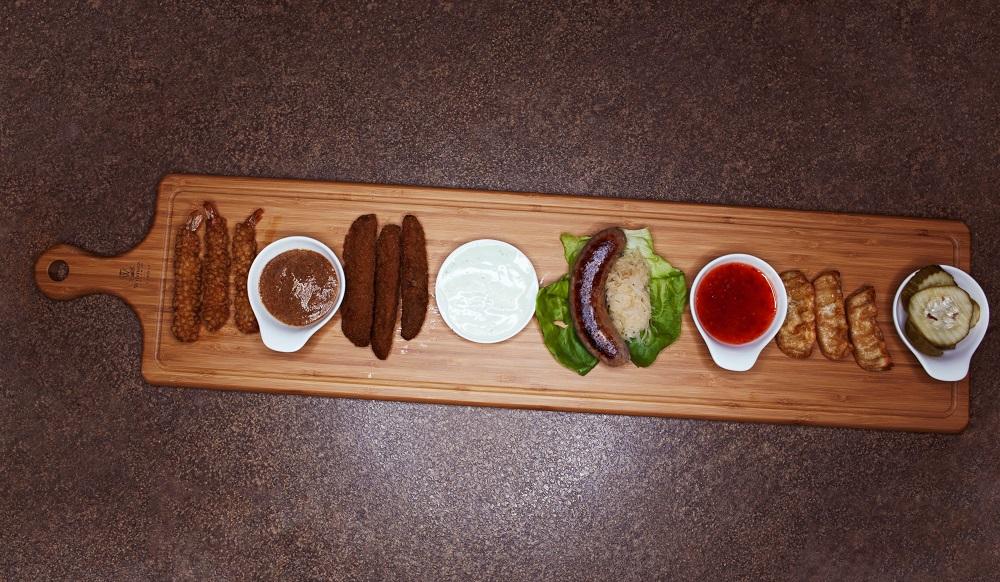Bamboo Charcuterie Board With Handle — 39.4 inch x 7.9 inch