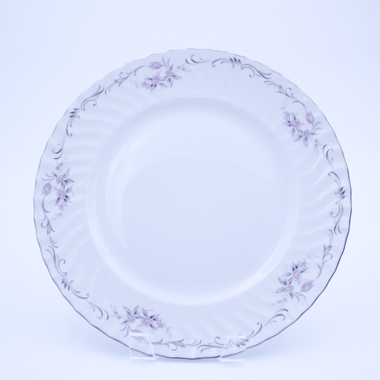 Gold Standard GST1 Porcelain Dinner Plate – Pink Rosebud Silver Edge Vintage