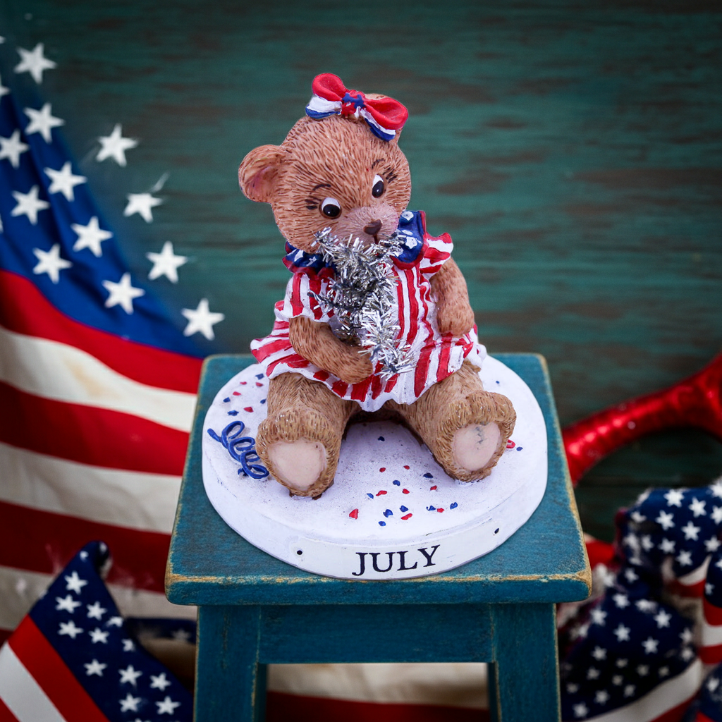 Papel Theadorables July Bear Figurine — 1998 Second Edition