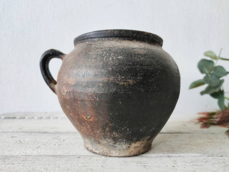 Feya Ancient Clay Pot — 1920s