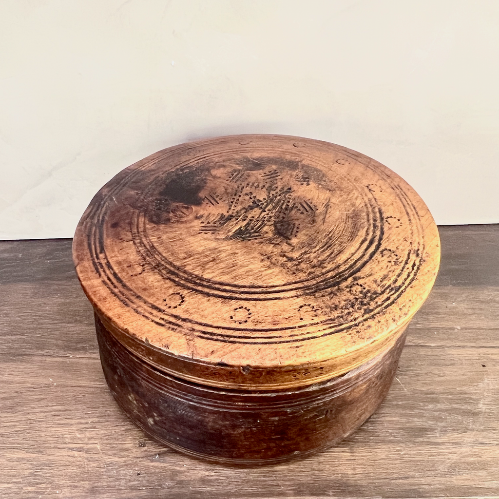 Fedir Hand‑Carved Vintage Box
