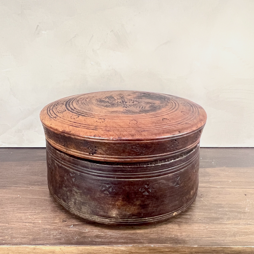 Fedir Hand‑Carved Vintage Box