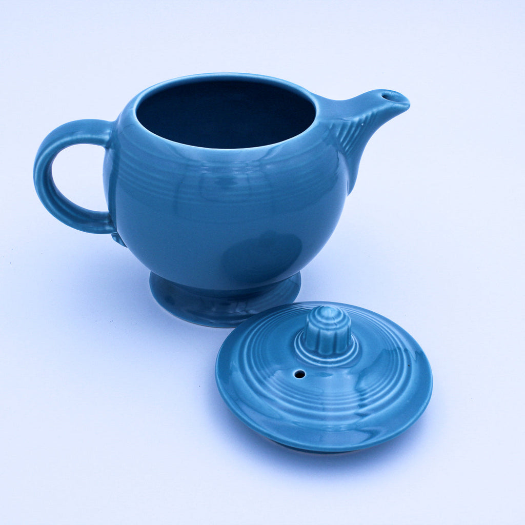 Théière Vintage Fiesta Turquoise – Anse en C – Homer Laughlin USA