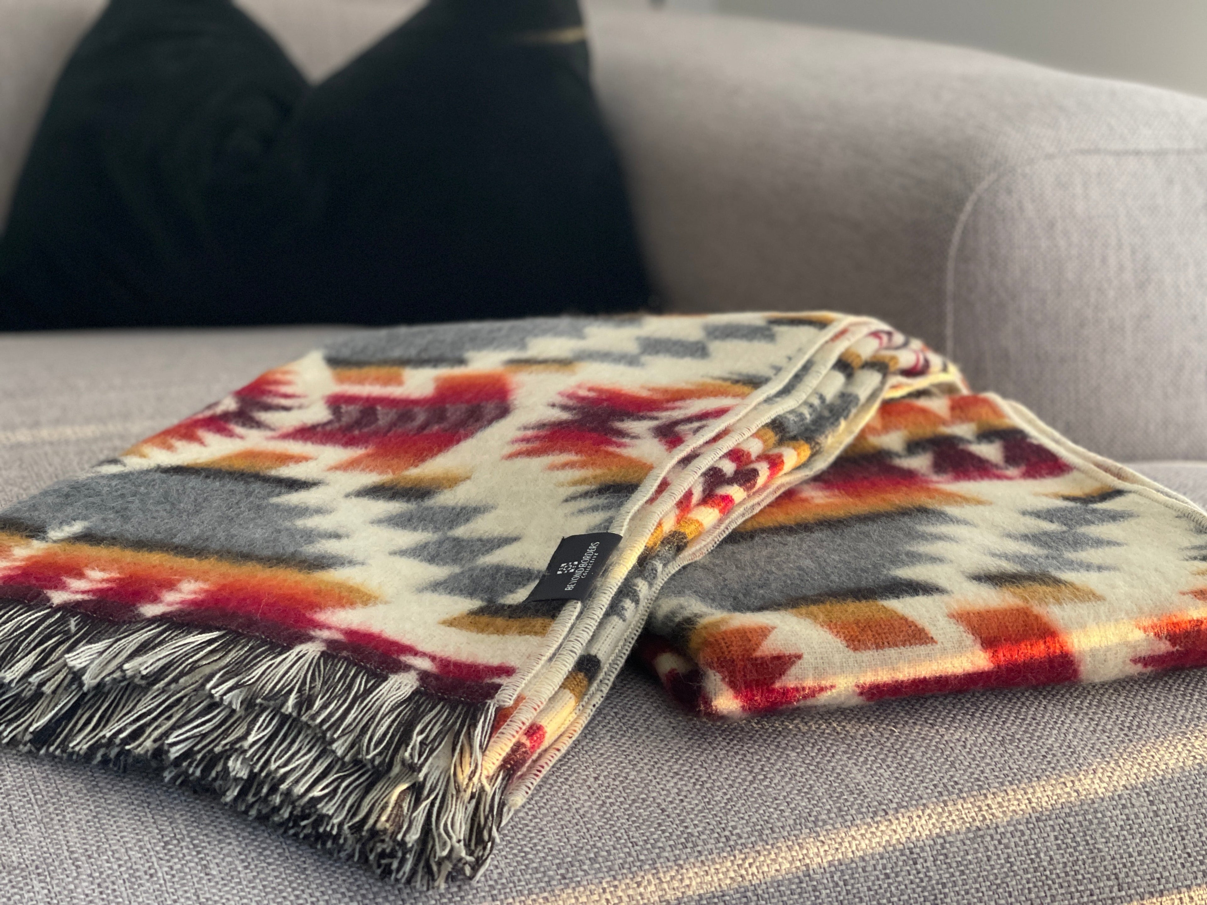 Secoya Throw - Campfire Ash