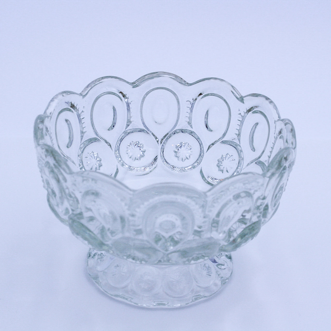 L.E. Smith Moon & Star Clear Glass Pedestal Dish – 6"