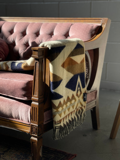 Awa Throw - Earth