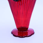 Fenton Rubinglas Amberina Sheffield Vase mit ausgestelltem, geripptem Glas