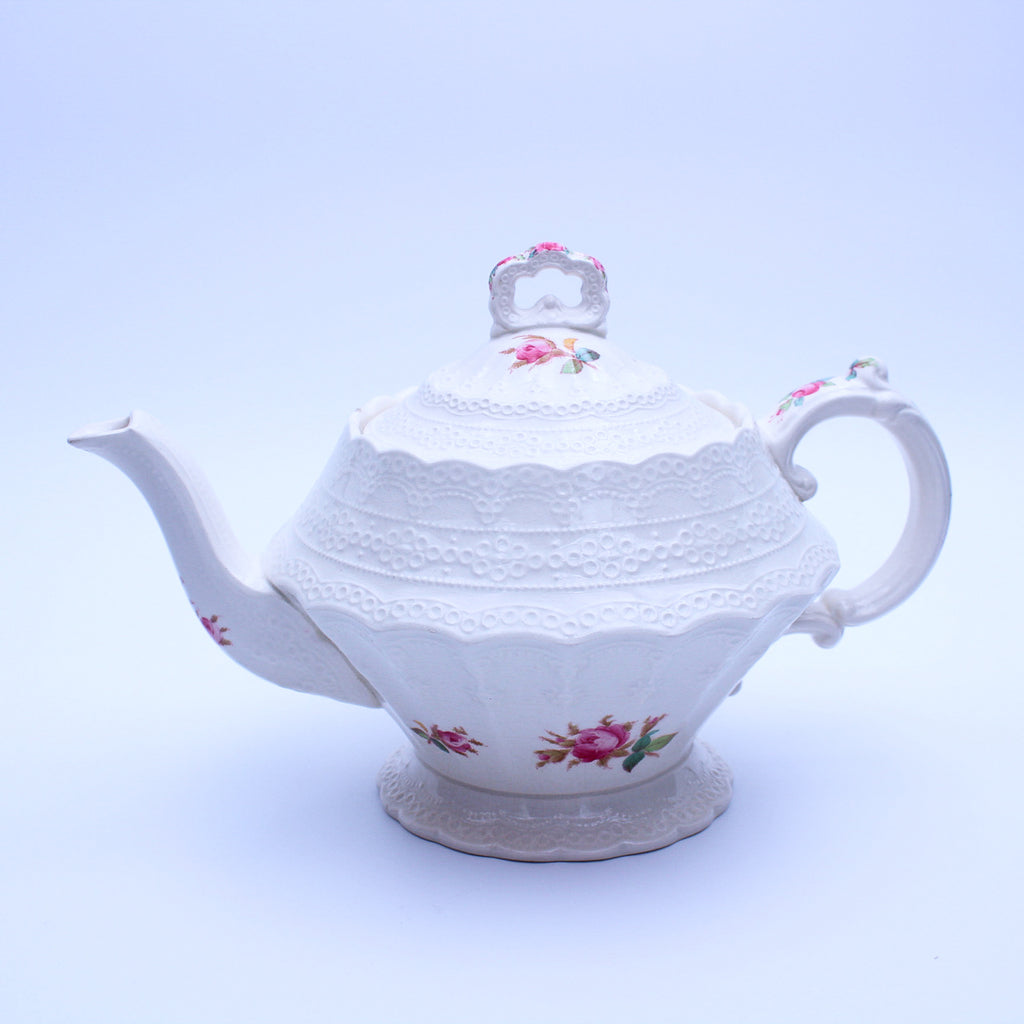 Spode Copeland “Moss Rose” Pink Rose Teapot 6.5"