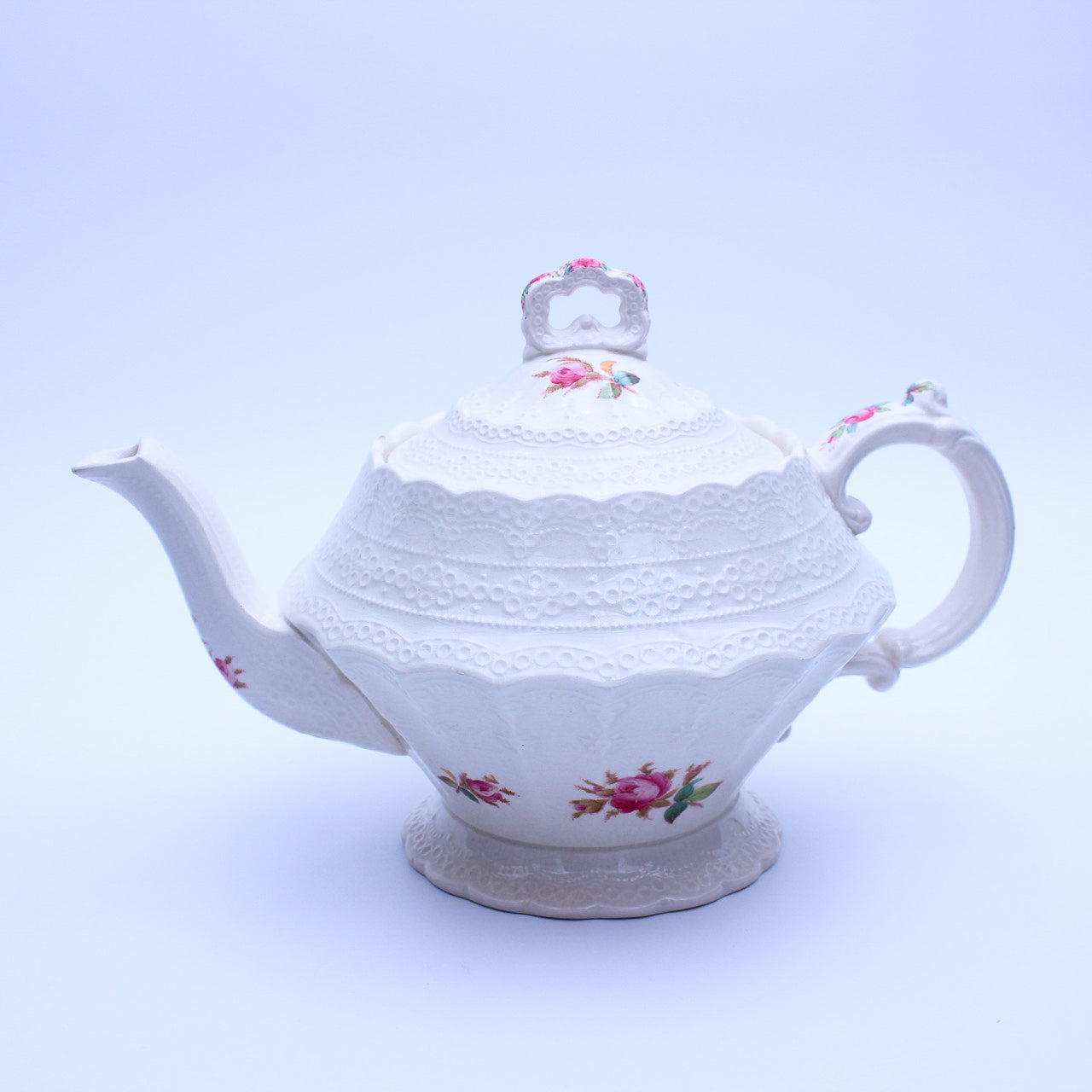 Spode Copeland “Moss Rose” Pink Rose Teapot 6.5"