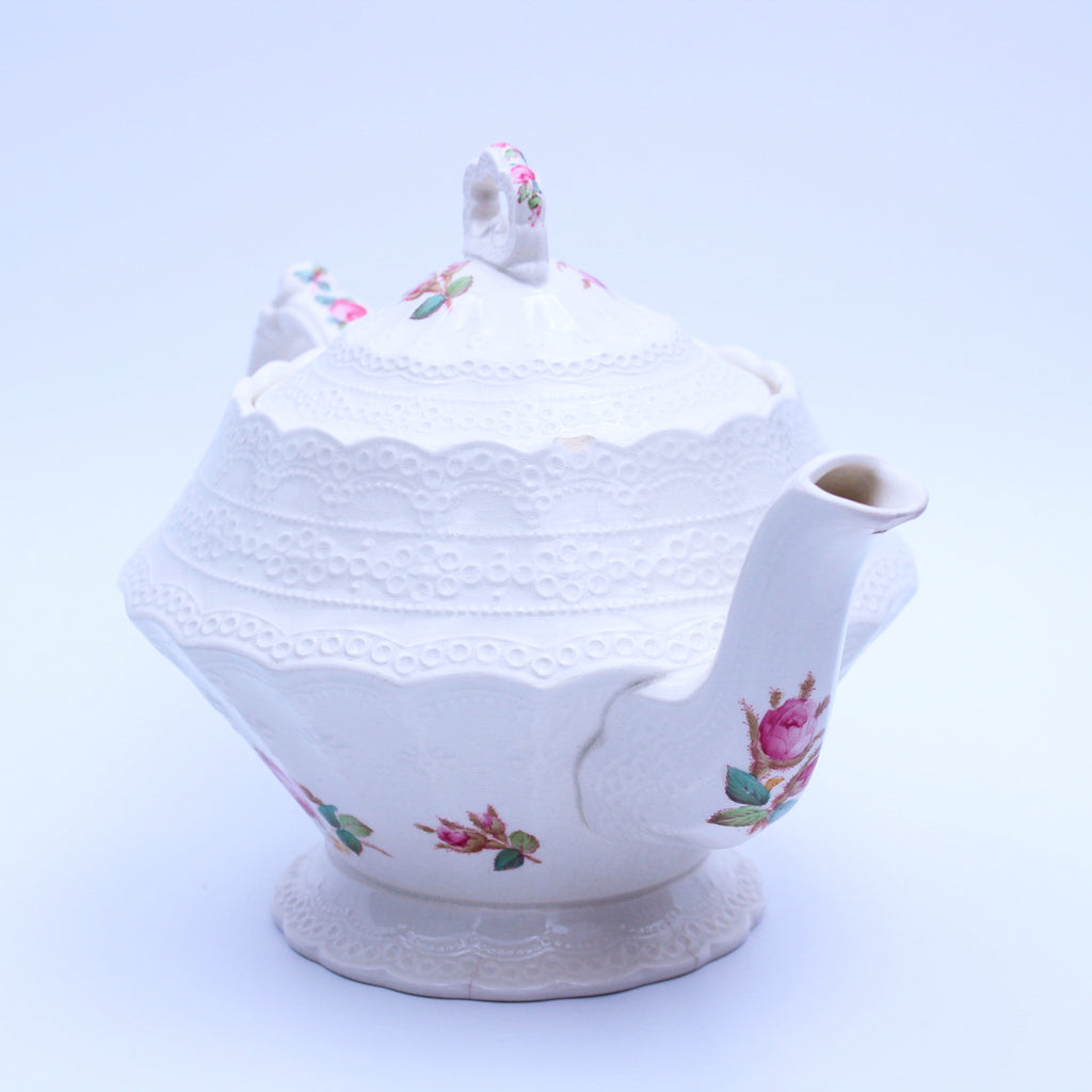 Spode Copeland “Moss Rose” Pink Rose Teapot 6.5"