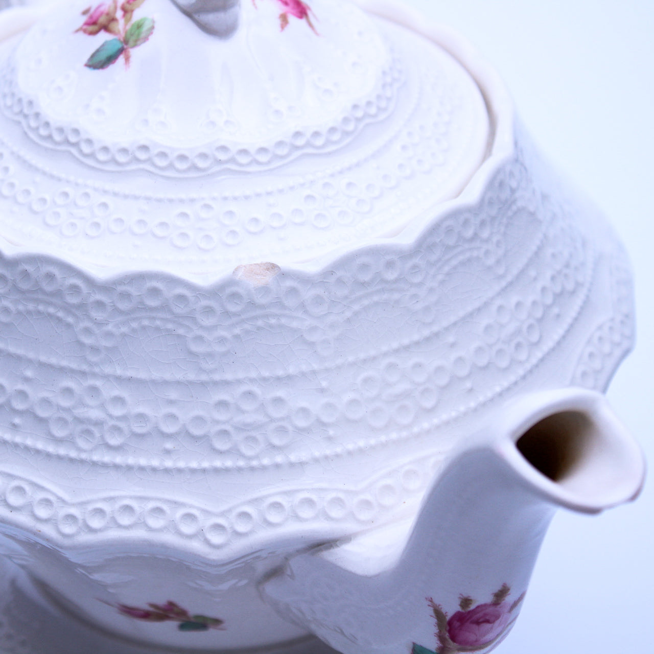 Spode Copeland “Moss Rose” Pink Rose Teapot 6.5"