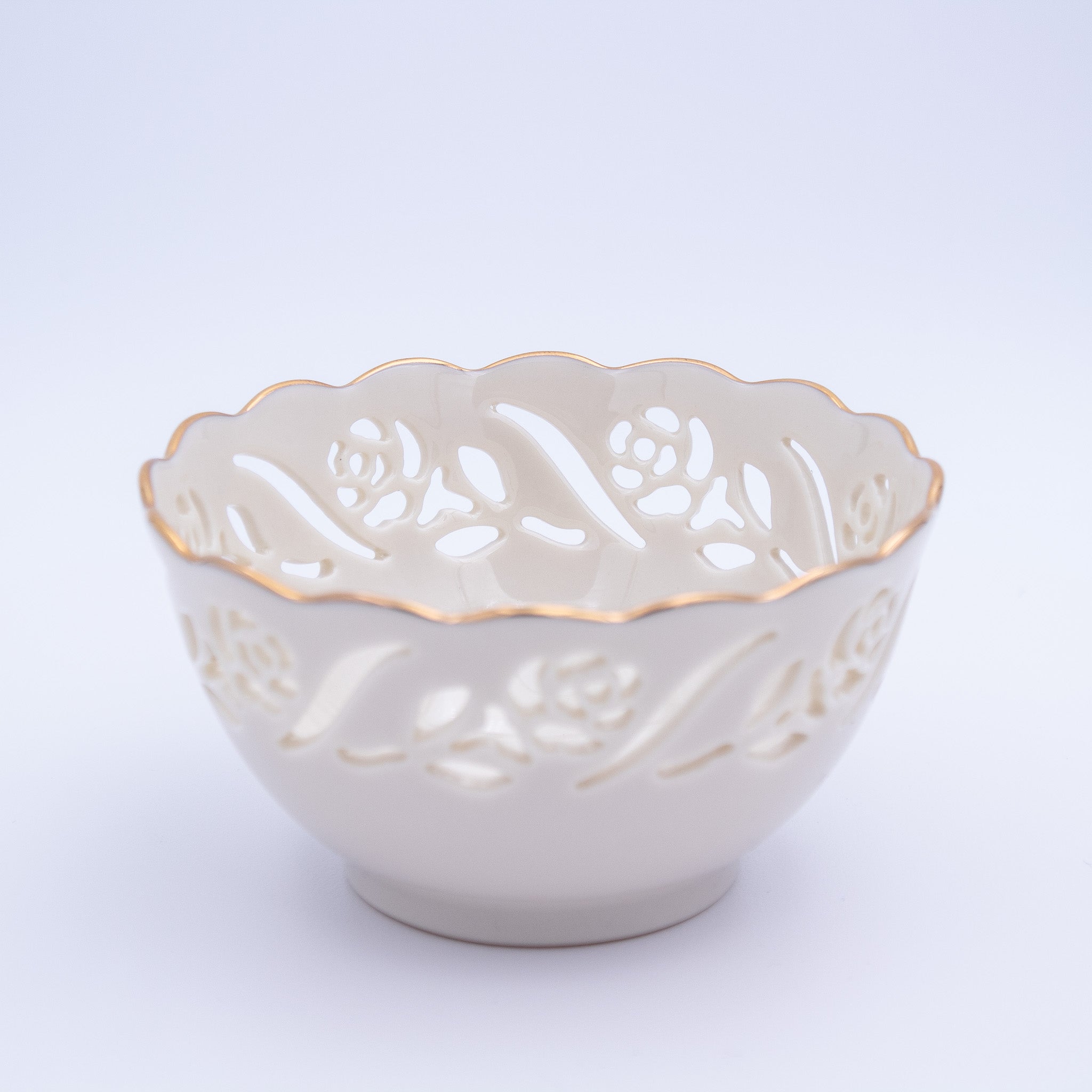 Lenox Porcelain Rosebud Pierced Bowl with 24k Gold Trim 4.25"