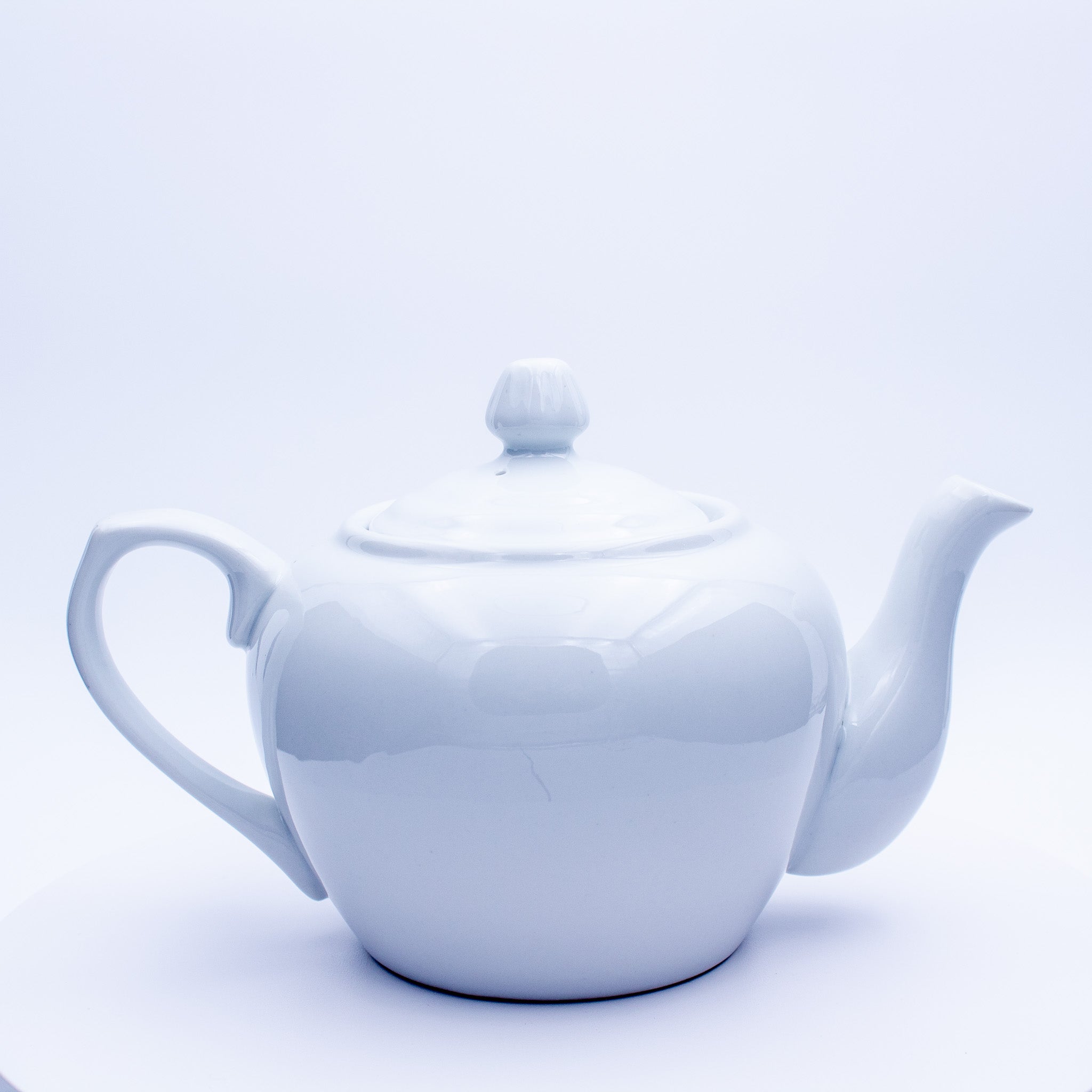 BIA Cordon Bleu White Porcelain Teapot with Steeper 6"