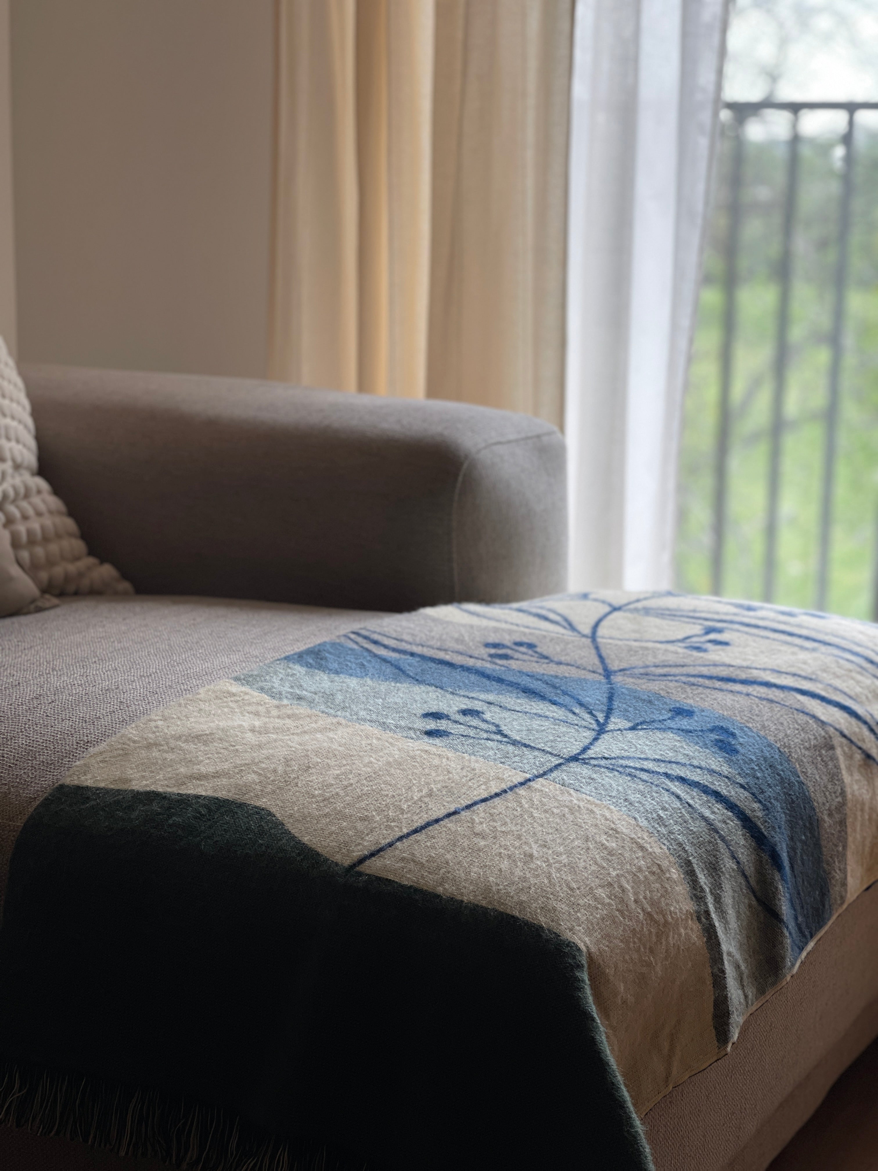 Sofia Throw Blanket - Breeze Colorway