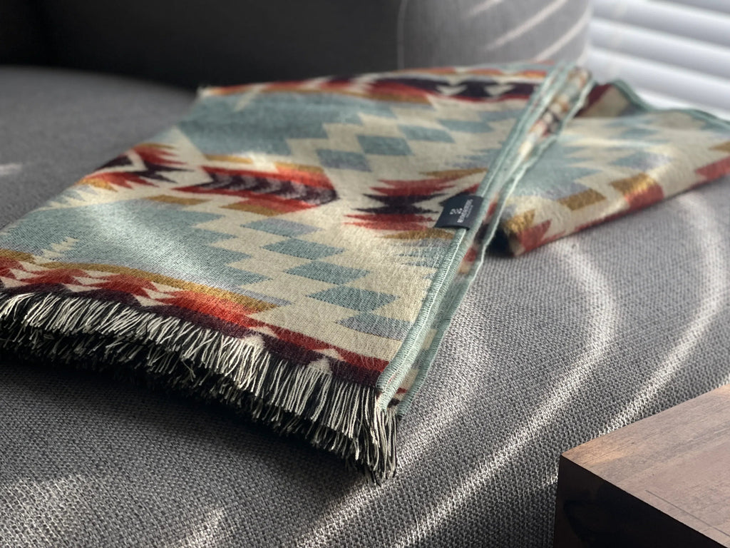 Secoya Throw - Vibrant Mint, Recycled Acrylic
