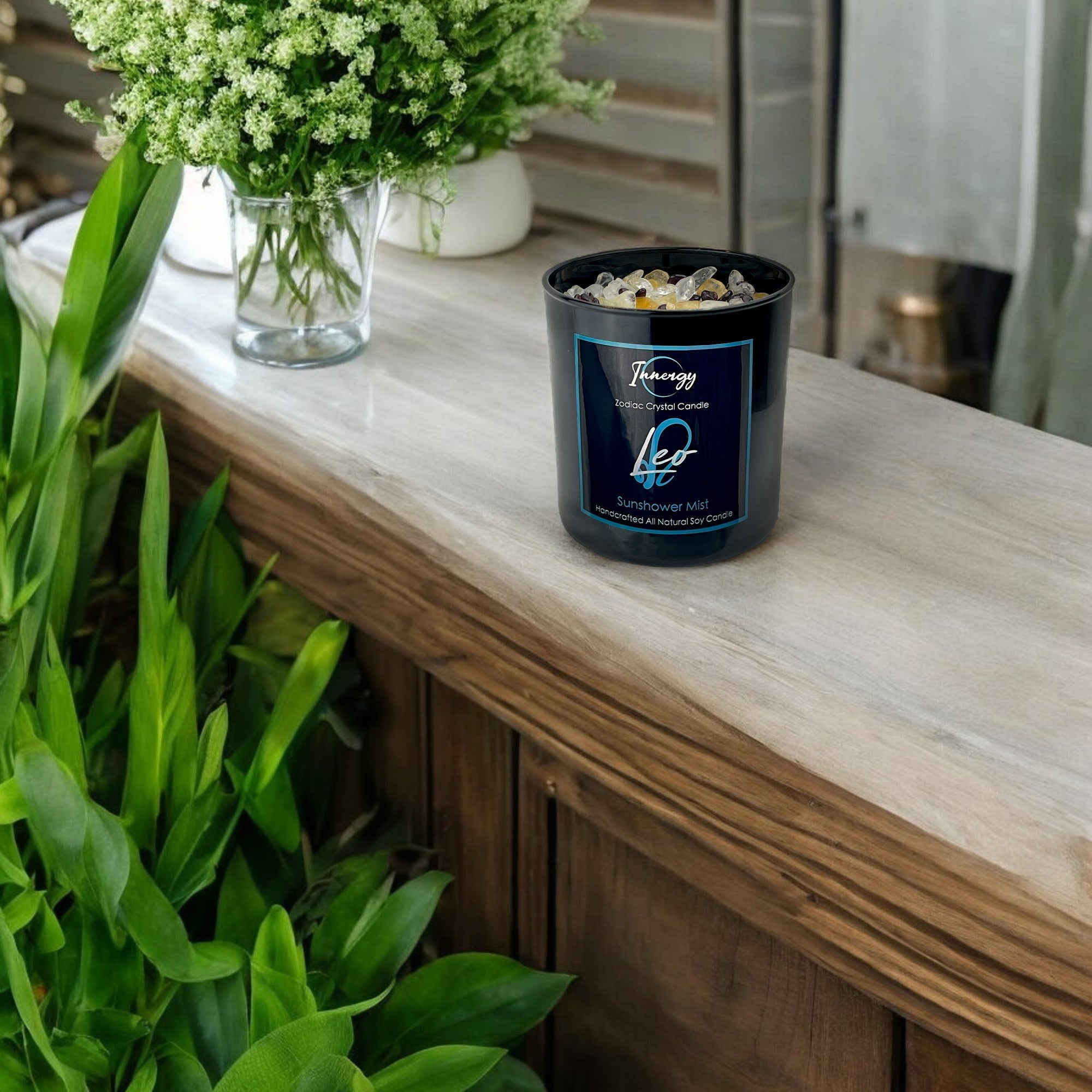 Leo Zodiac Crystal Candle — 10 oz
