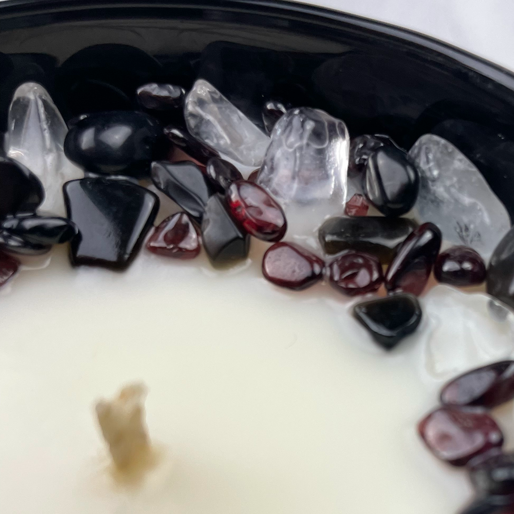 Capricornus Zodiac Crystal Candle — 10 oz