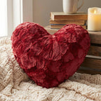DaDa Bedding Luxuriöses Romantisches Valentinsherzförmiges Rotes Zierkissen – 16” x 14”