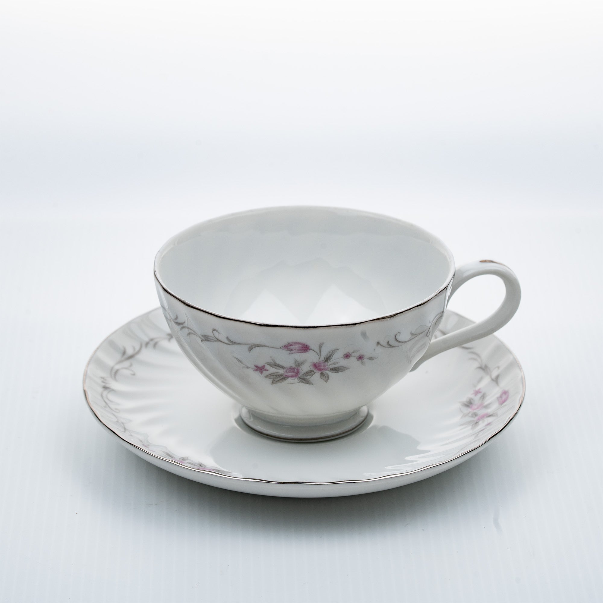 Gold Standard Pink Rose Dinnerware Set - 40-Piece Porcelain