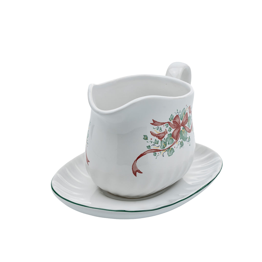 Corelle Coordinates Callaway Holiday Gravy Boat With Underplate