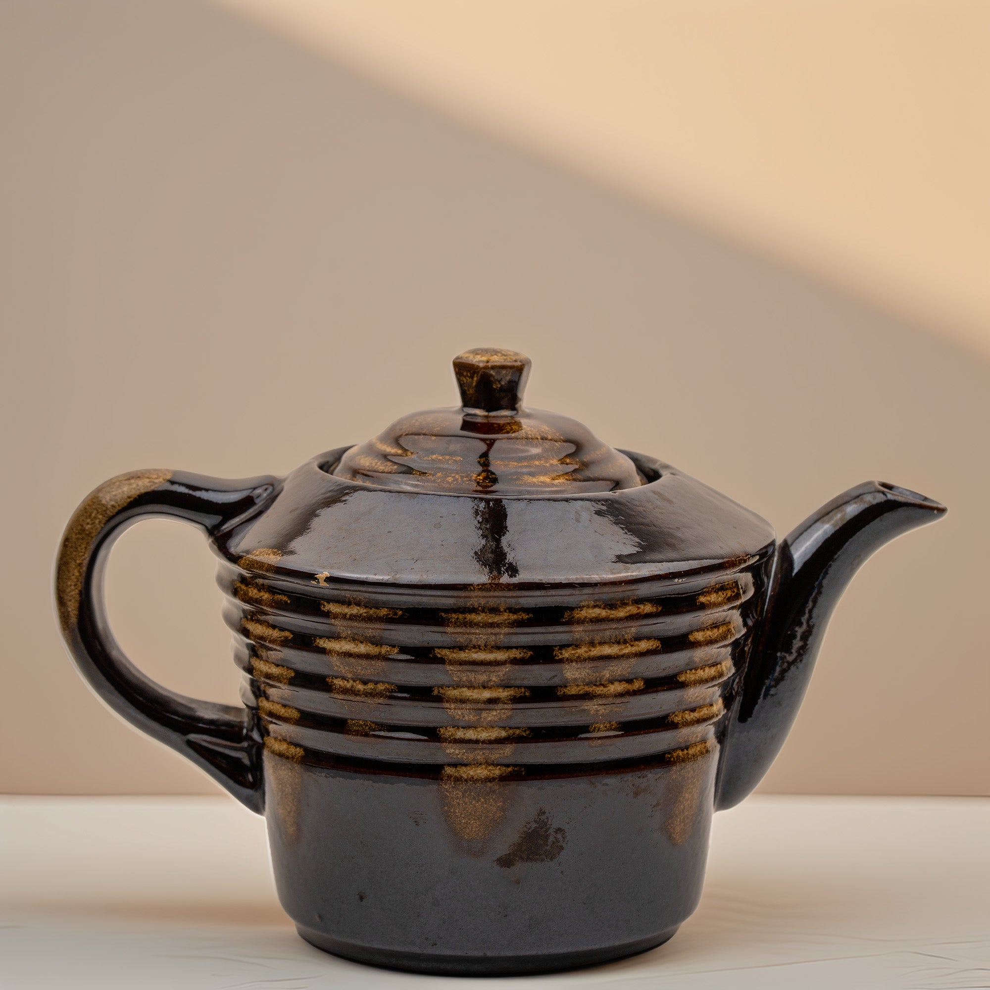 Dark Brown Ribbed Ceramic Teapot - Reactive Drip Glaze