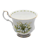 Royal Albert Teetasse und Untertasse „January Snowdrops“ — Montrose