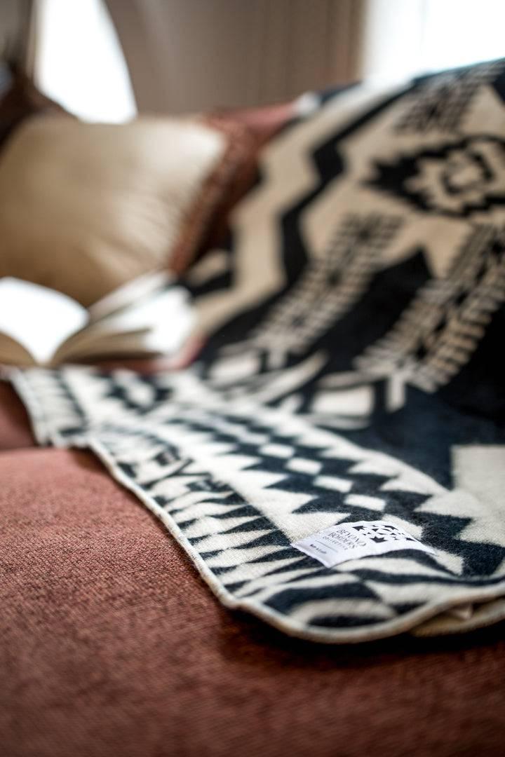 Awa Blanket - Black / Natural Recycled Acrylic