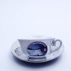 Irisierende Niagarafälle Teetasse und Untertasse — Goldene Ahornblätter