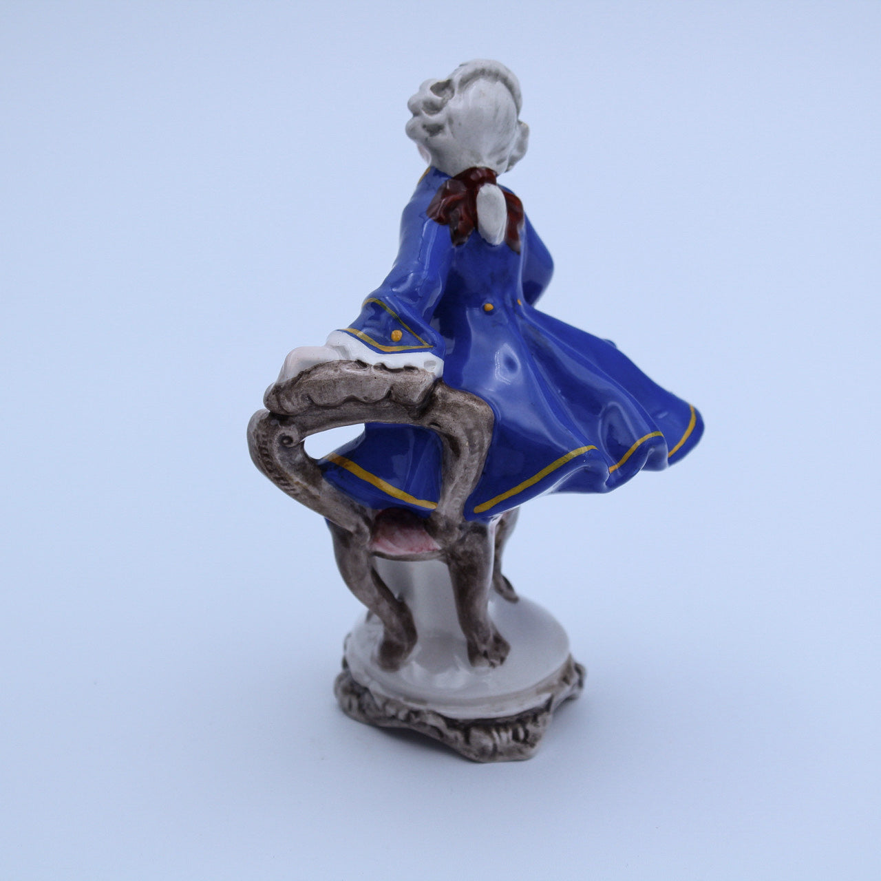 Hand‑Painted Italian Gentleman Figurine, Blue Coat, Marked 554