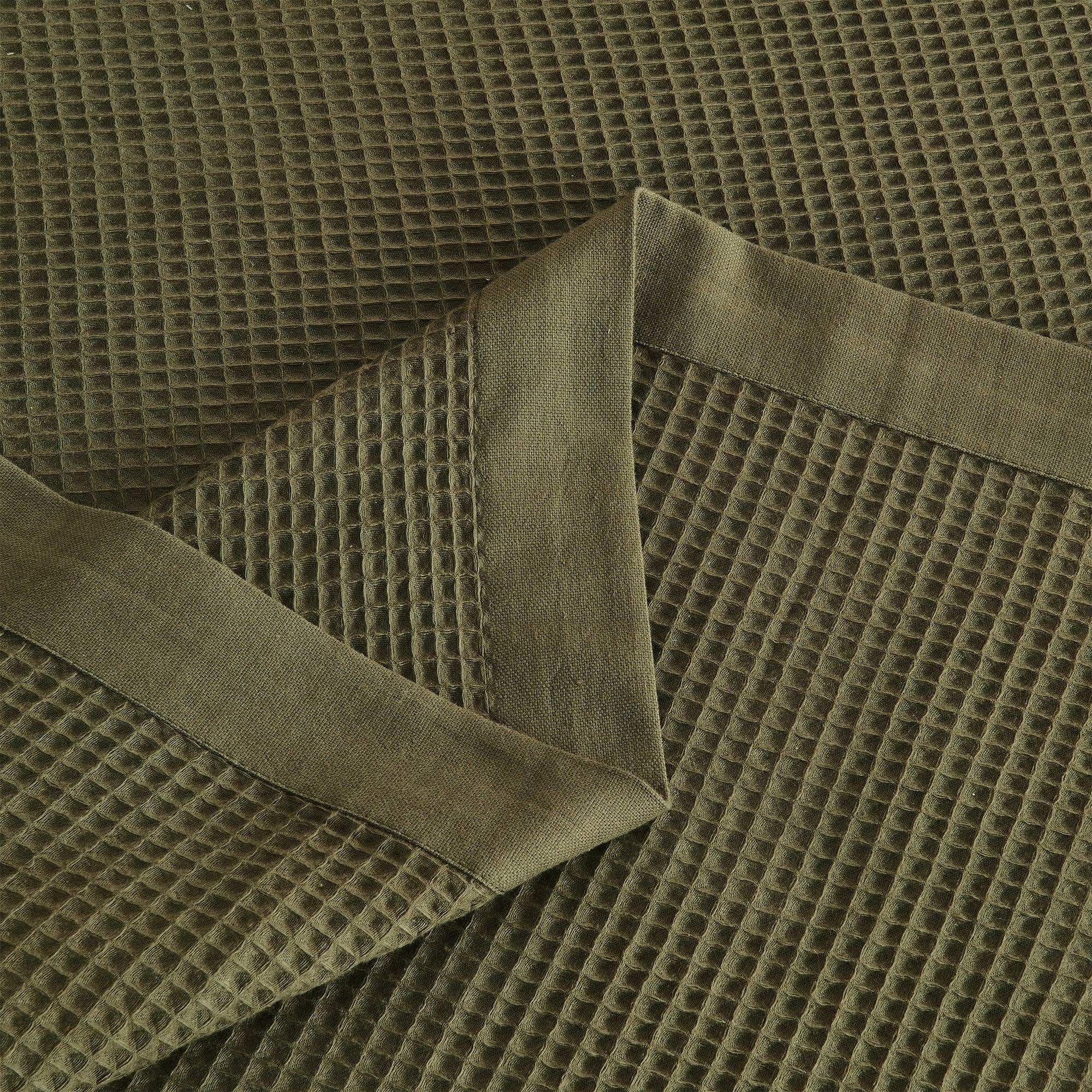 Great Bay Home Waffle Weave Cotton Blanket - Lightweight & Breathable