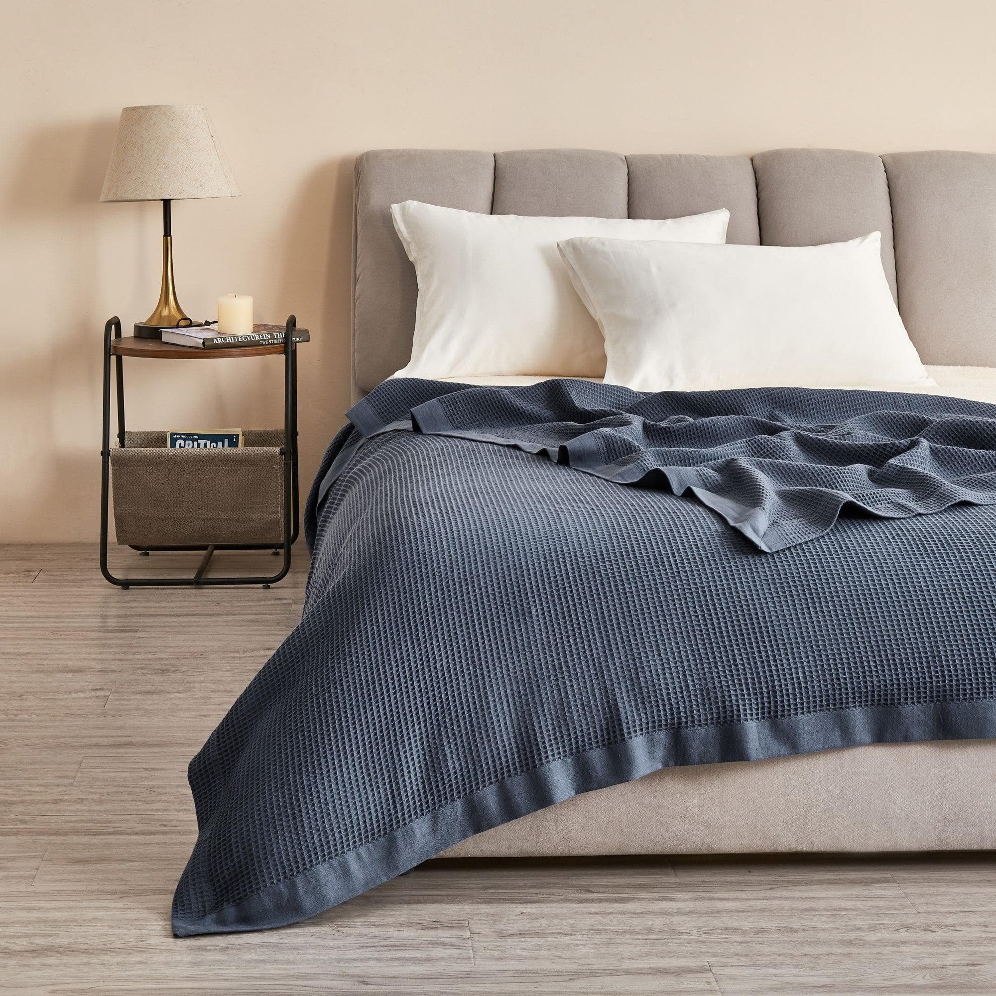 Great Bay Home Waffle Weave Cotton Blanket - Lightweight & Breathable