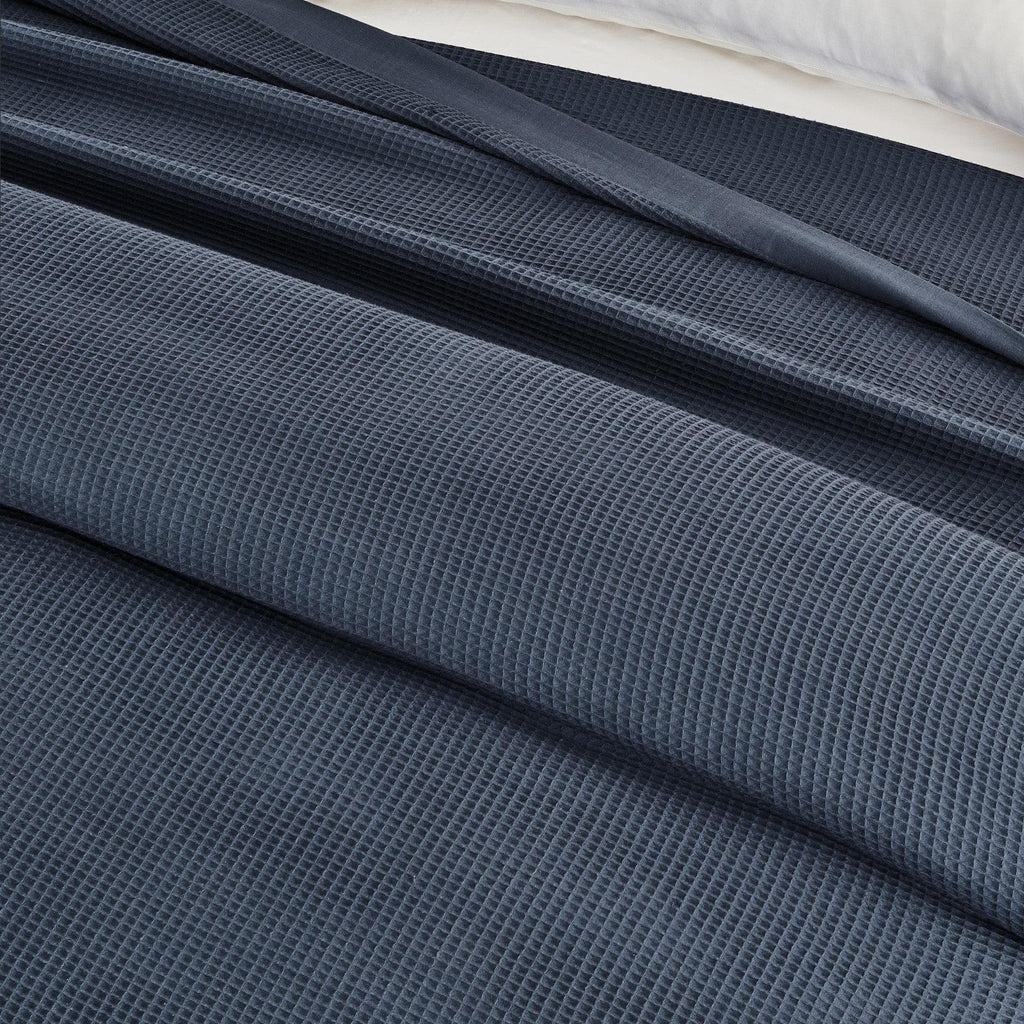 Great Bay Home Waffle Weave Cotton Blanket - Lightweight & Breathable