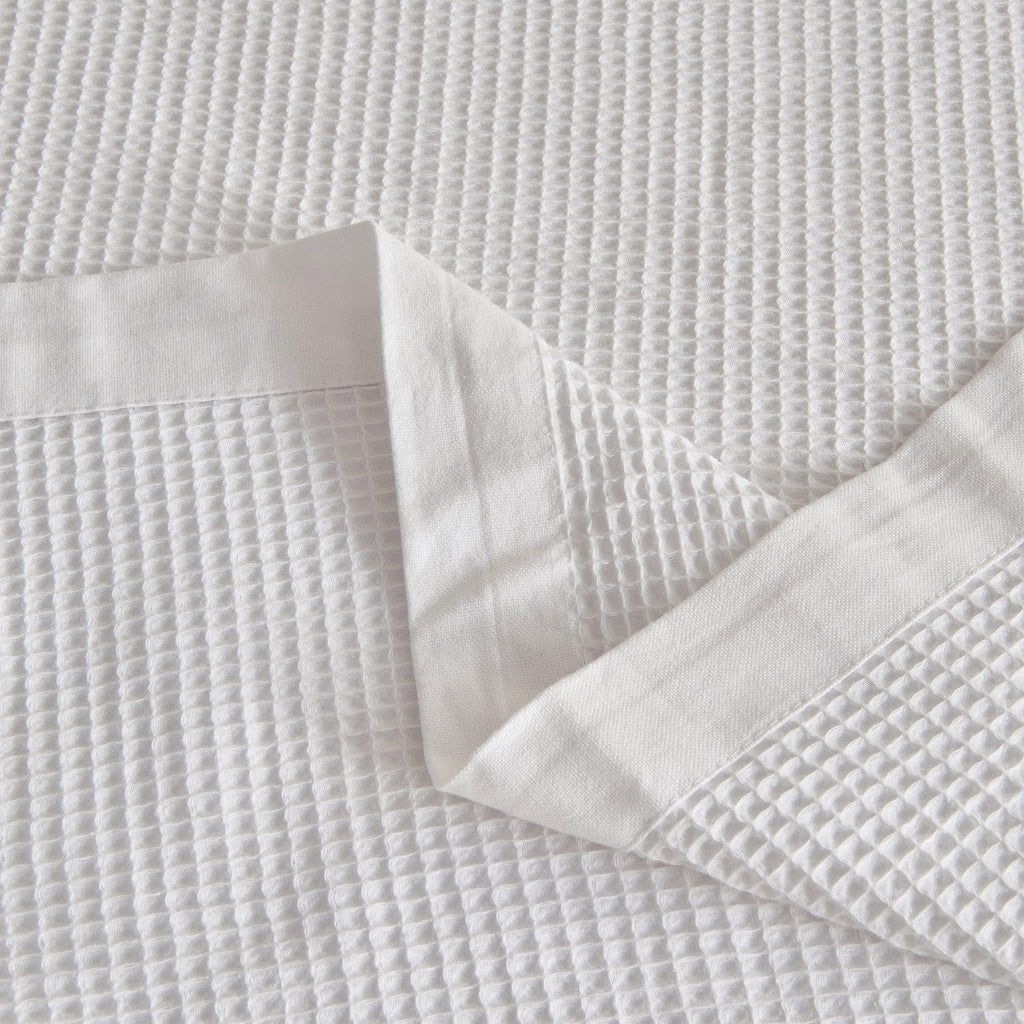Great Bay Home Waffle Weave Cotton Blanket - Lightweight & Breathable
