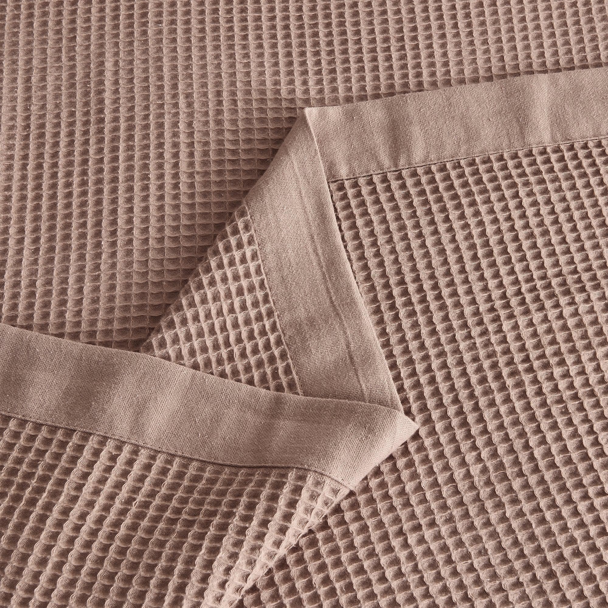 Great Bay Home Waffle Weave Cotton Blanket - Lightweight & Breathable