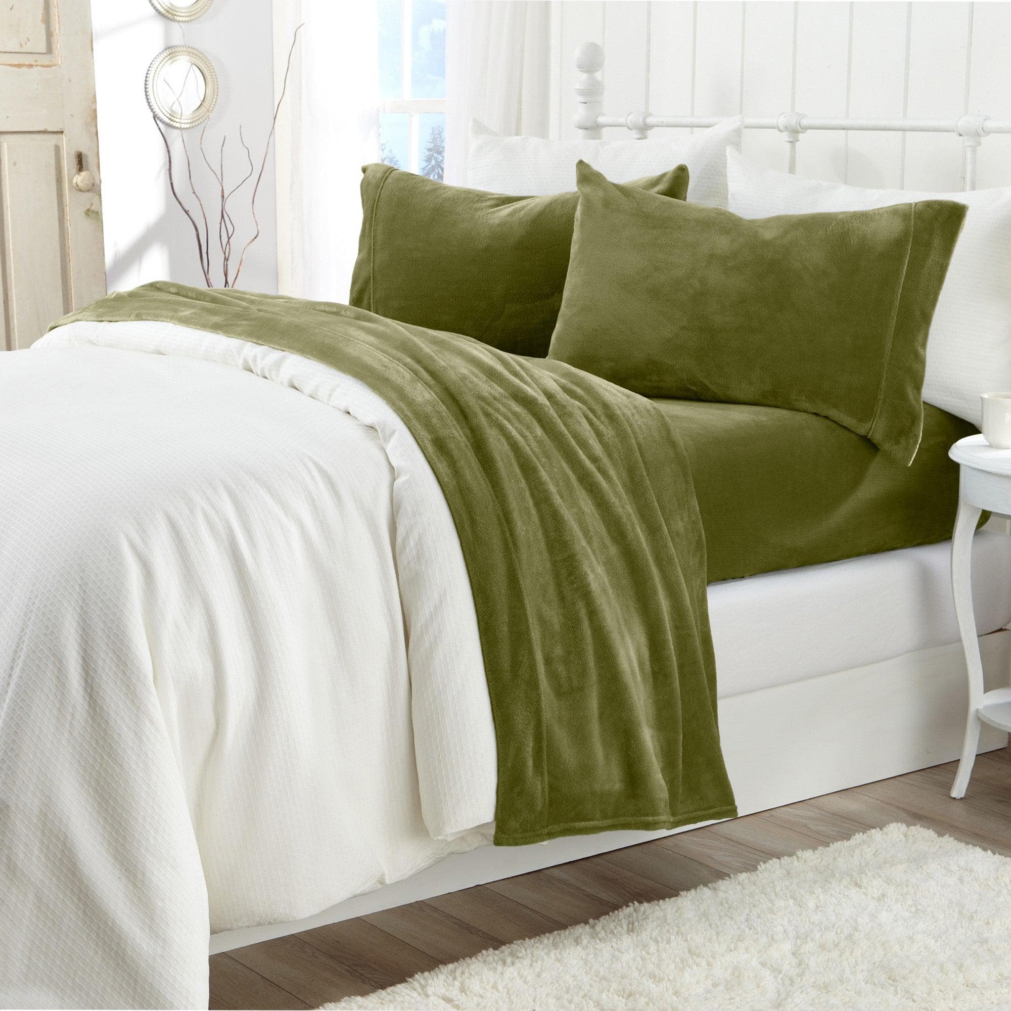 Great Bay Home Velvet Plush Sheets - Ultra-Soft Luxury