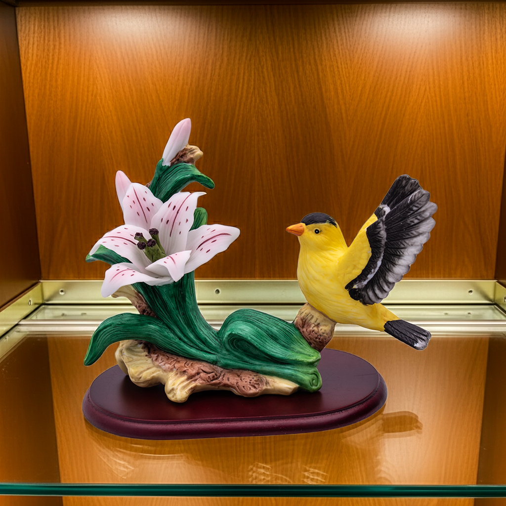 Wellington Collection American Goldfinch Porcelain Figurine — Songbirds of America