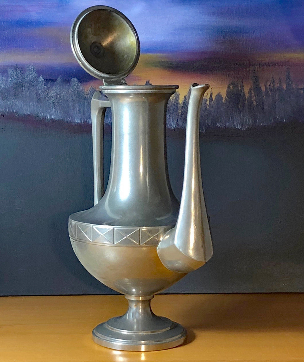 Théière ou cafetière vintage en étain