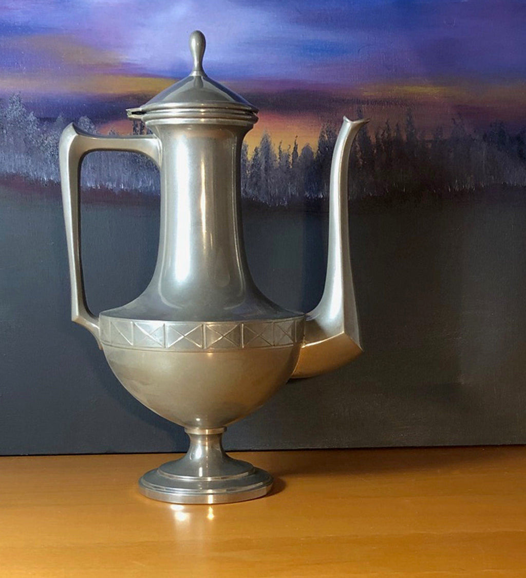 Théière ou cafetière vintage en étain
