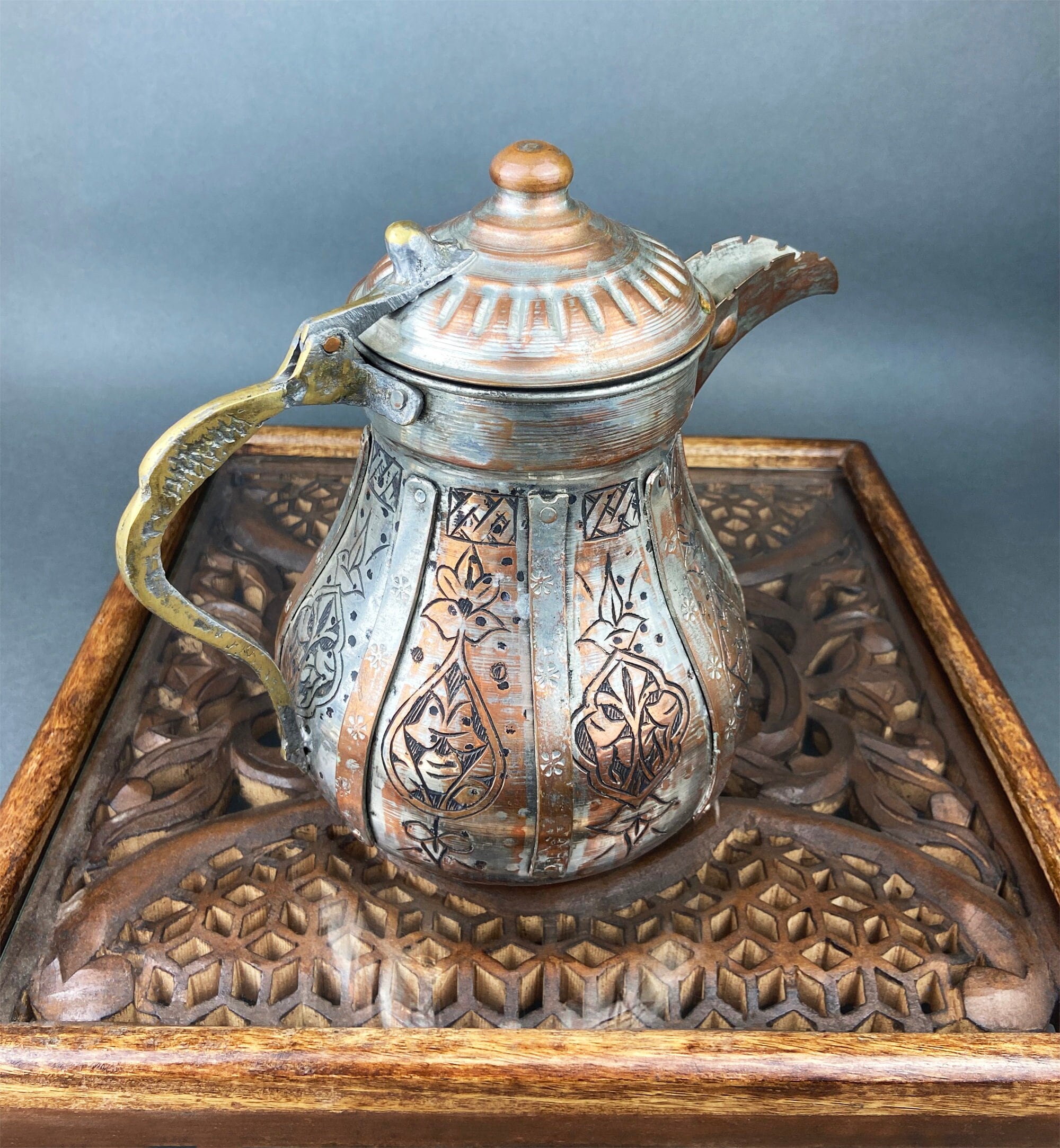 Turkish Copper Coffee Pot with Lid – Hand‑Hammered Ornate Design