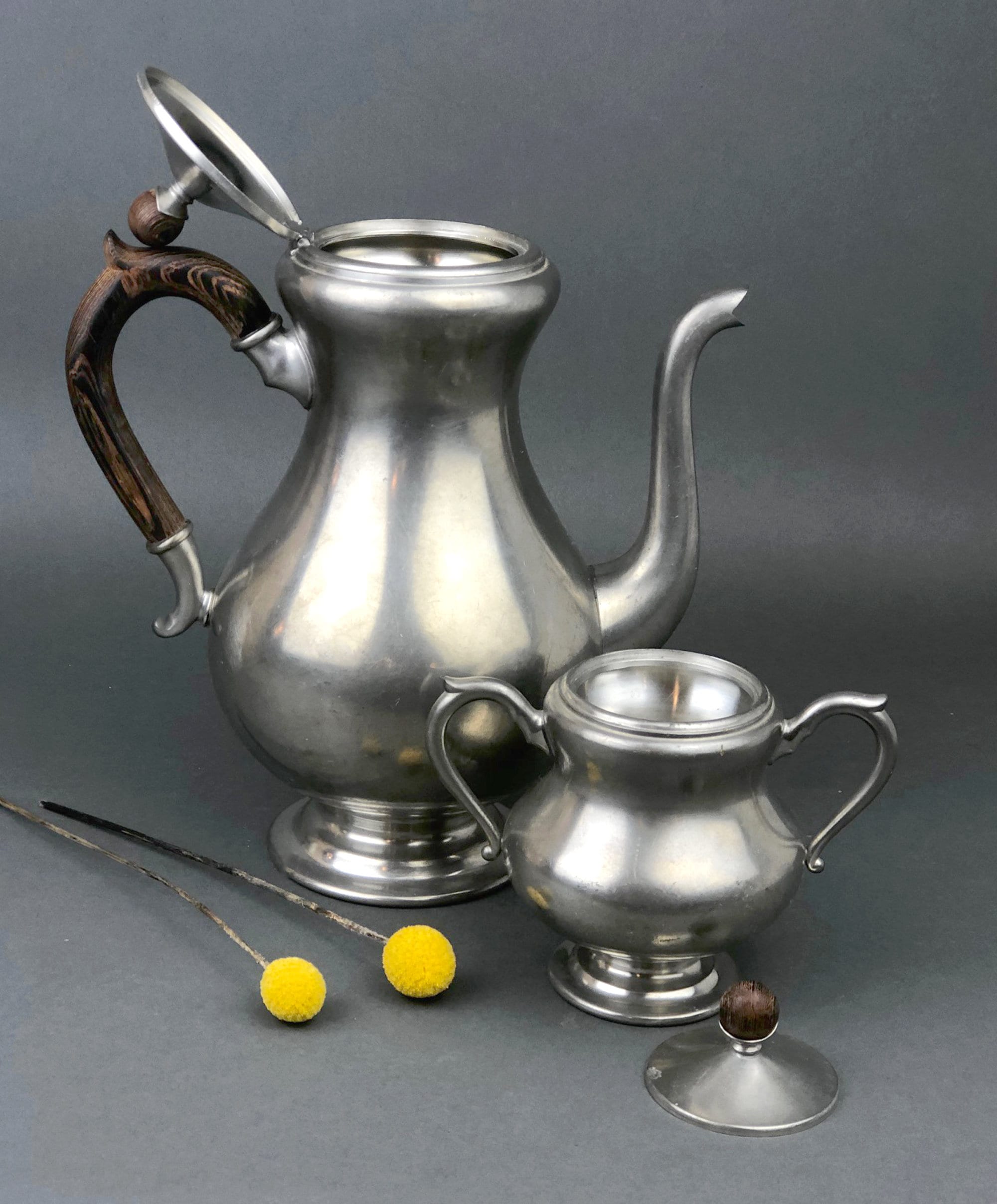 Vintage Royal Holland Pewter Tea & Sugar Set – Wooden Handle KMD Tiel
