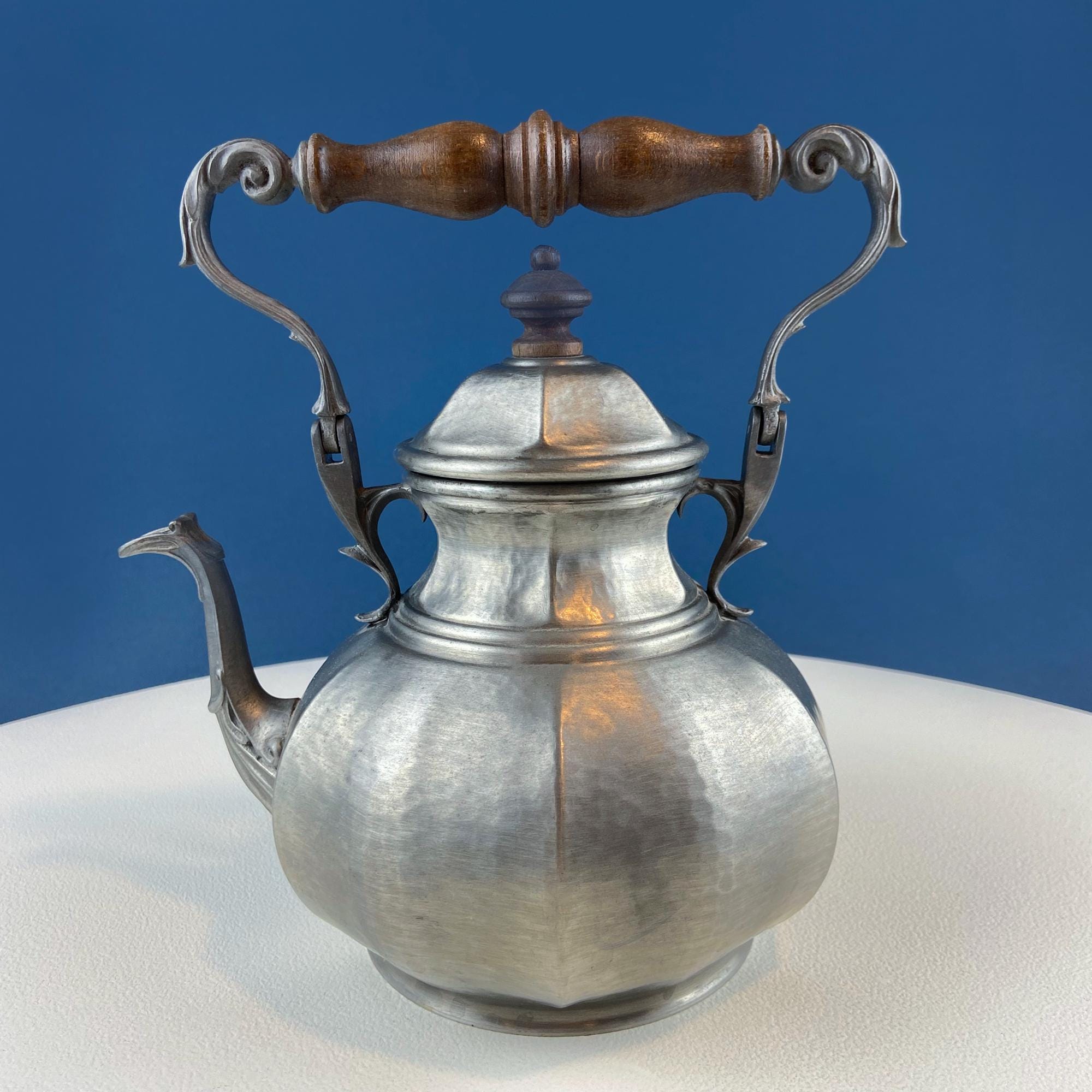 Italian Pewter Coffee & Tea Set – Curved Silhouette with Wood Handles