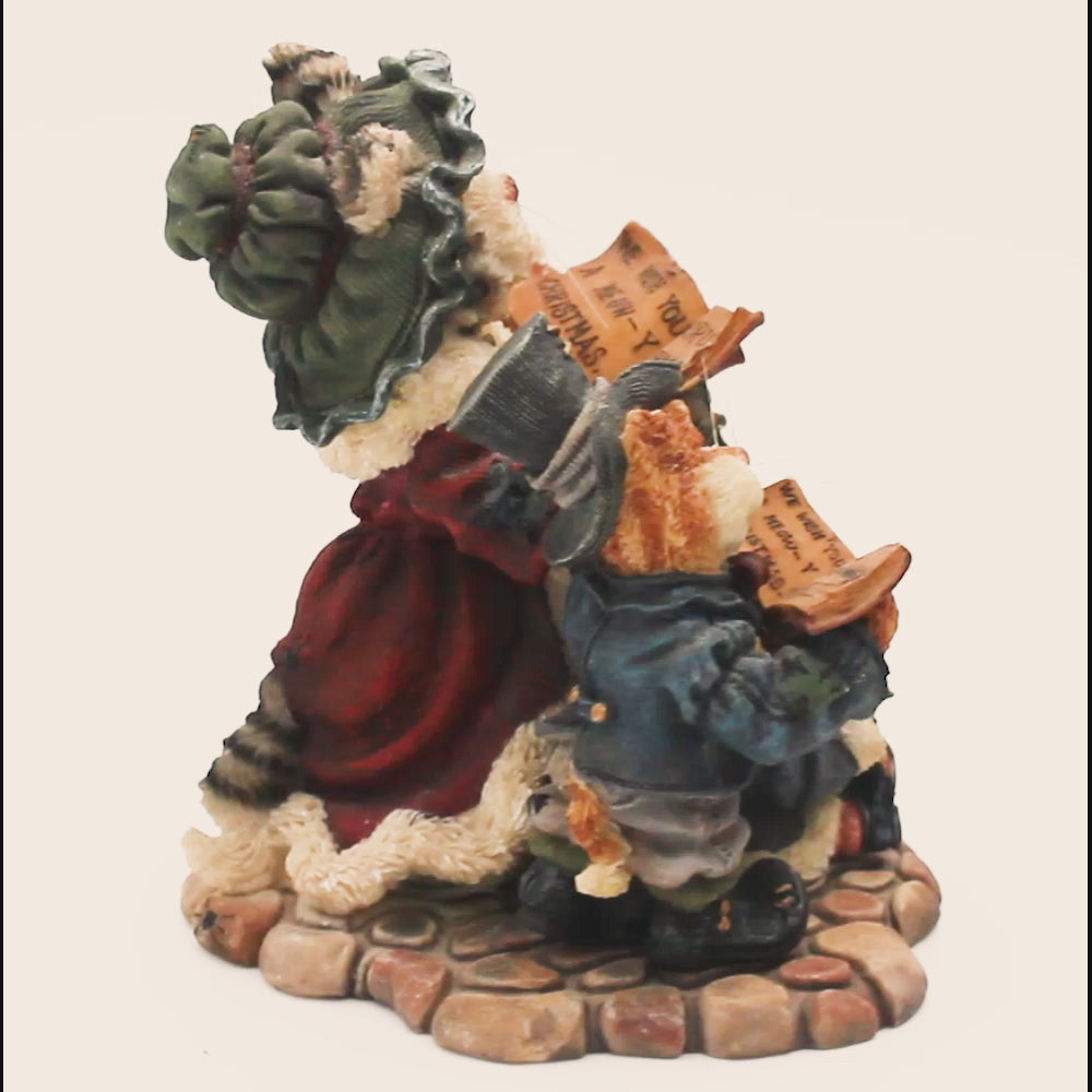 Boyds Resin Mrs. Fezziwig with Marley, Bob & Caroline Figurine – Purrstone Collection