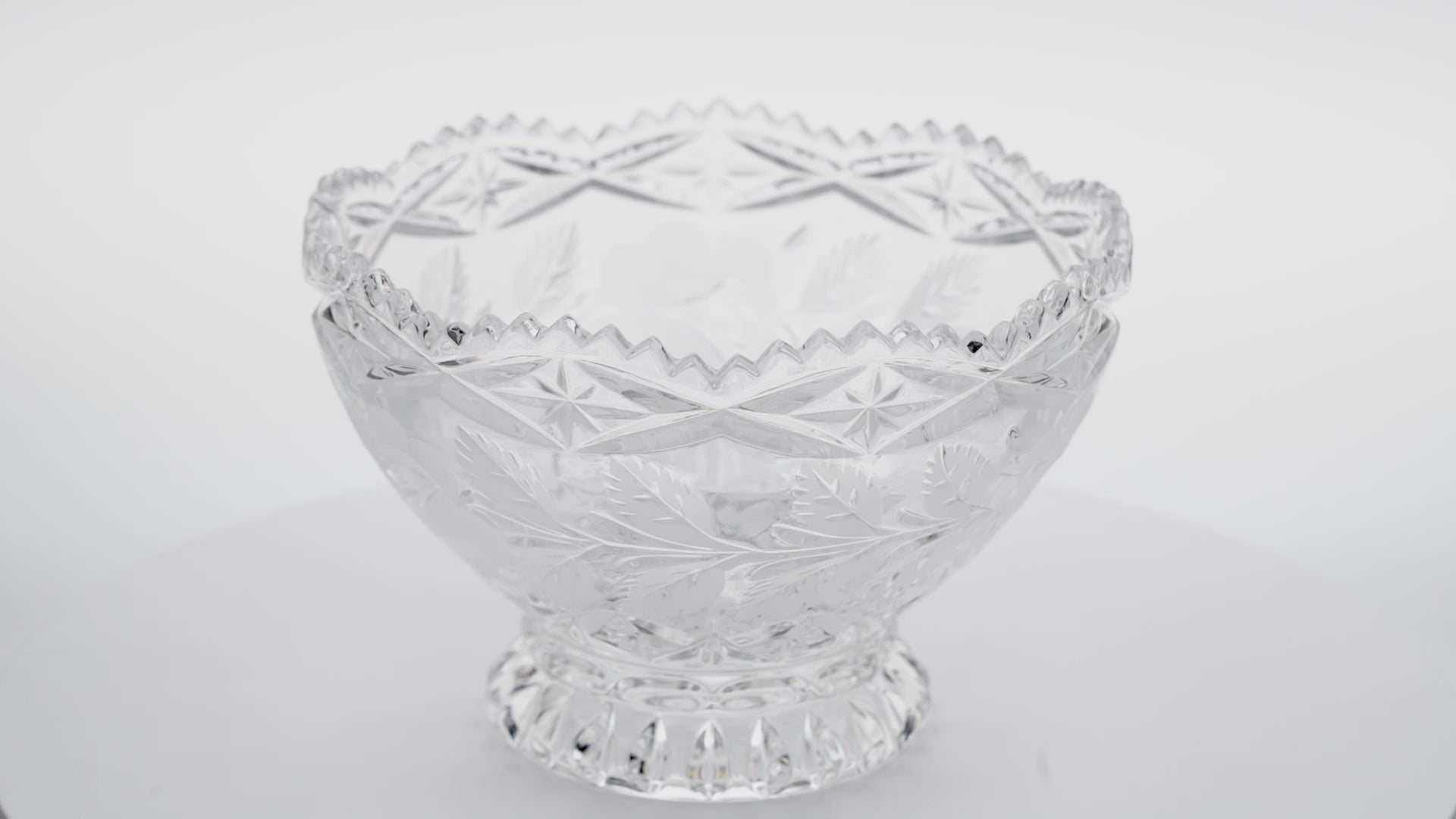 Lead Crystal Footed Bowl – Etched Floral Accent